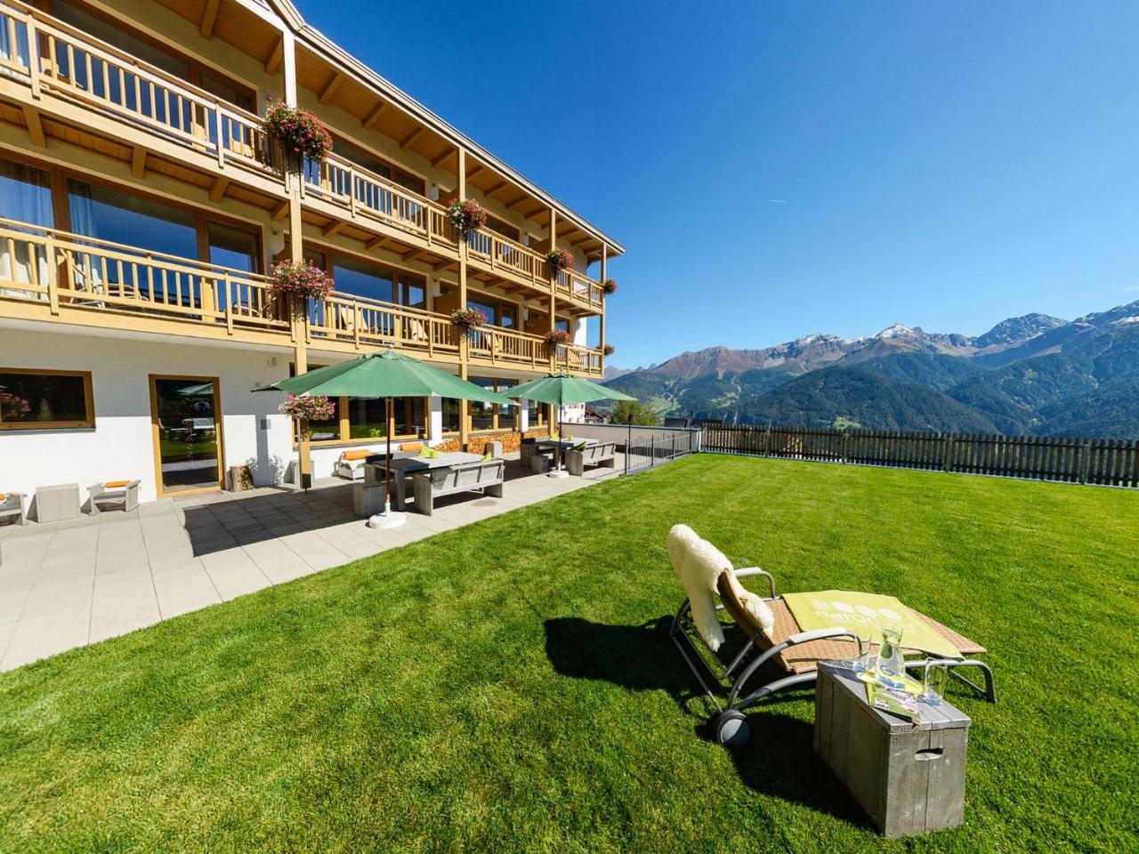 Natürlich Hotel mit Charakter Fiss Exterior foto